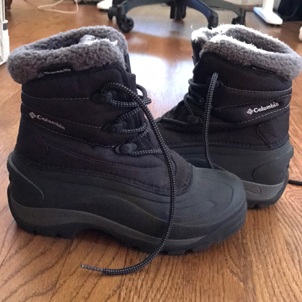 Columbia snow boots